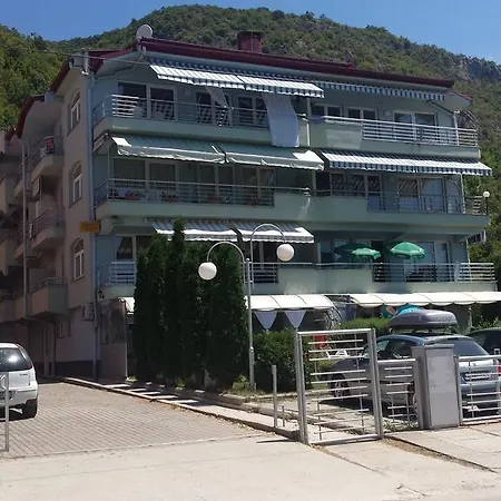 Apartment Gjole